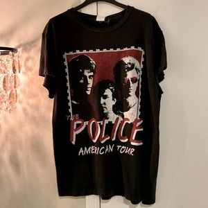 NWT MadeWorn Police unisex tee size Medium glitter effects on graphic design
